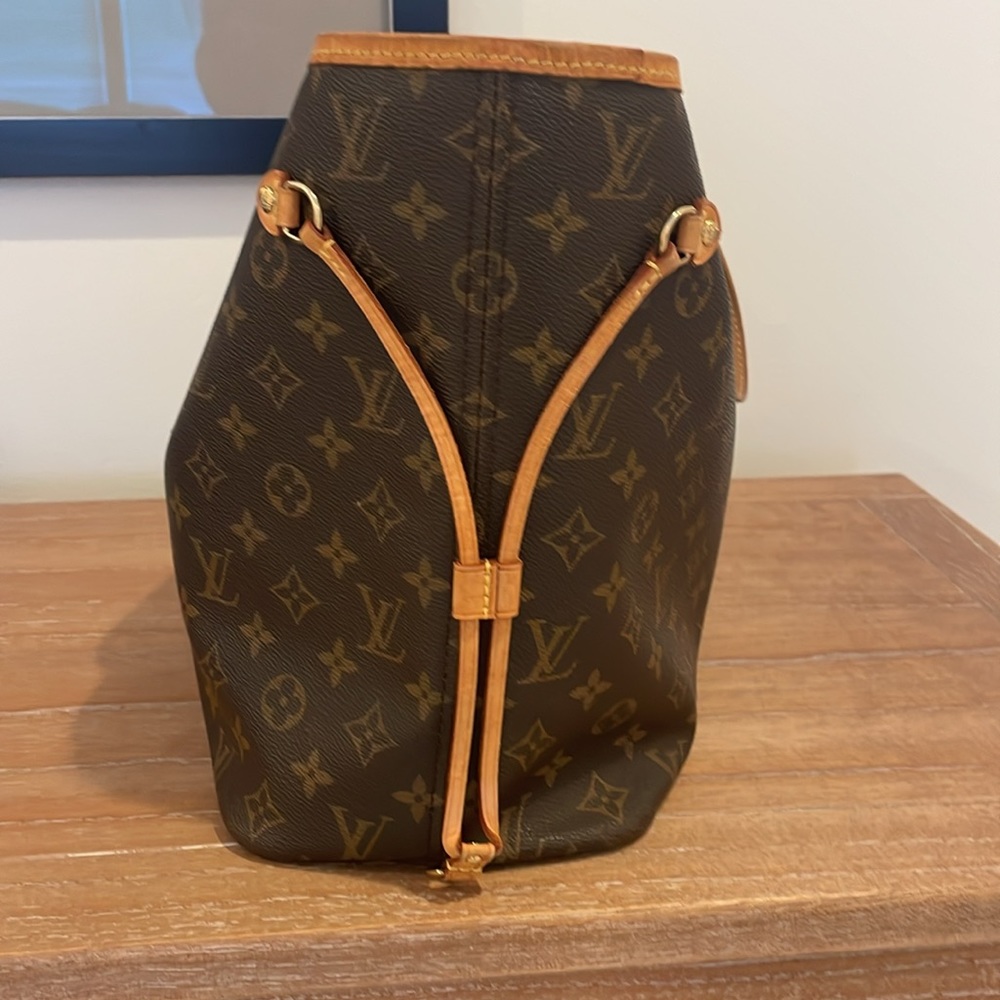 Louis Vuitton classic Monogram print Neverfull MM - Picture 4 of 10